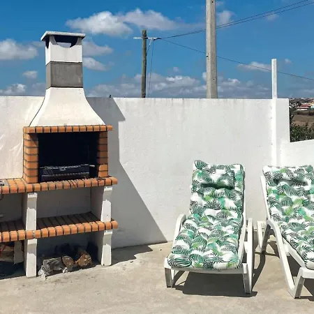 Сasa de vacaciones West Lourinhã